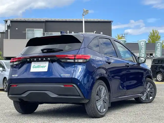 日産 ノート X 宮城県 2023(令5)年 0.7万km オーロラフレアブルーパール 純正ナビ/純正ドラレコ前後/純正フロアマット/デジタルインナーミラー/全周囲バックモニター/オートハイビーム/クルーズコントロール/ＡＭ／ＦＭ／Ｂｌｕｅｔｏｏｔｈ／ＨＤＭＩ/ＥＶモードスイッチ/オートブレーキホールド/ステアリング支援機能