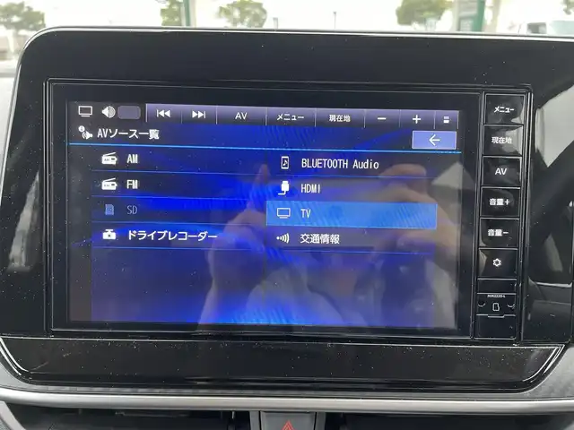 日産 ノート X 宮城県 2023(令5)年 0.7万km オーロラフレアブルーパール 純正ナビ/純正ドラレコ前後/純正フロアマット/デジタルインナーミラー/全周囲バックモニター/オートハイビーム/クルーズコントロール/ＡＭ／ＦＭ／Ｂｌｕｅｔｏｏｔｈ／ＨＤＭＩ/ＥＶモードスイッチ/オートブレーキホールド/ステアリング支援機能