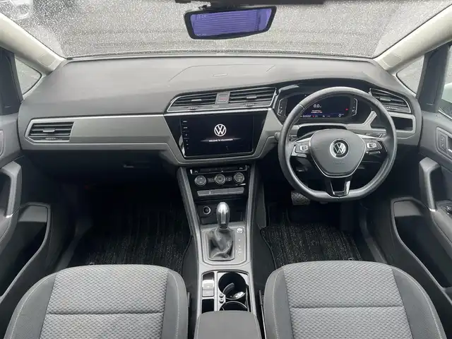 フォルクスワーゲン ＶＷ ゴルフ トゥーラン TDI コンフォートライン 山梨県 2021(令3)年 5.2万km 白
