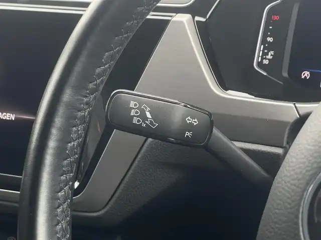 フォルクスワーゲン ＶＷ ゴルフ トゥーラン TDI コンフォートライン 山梨県 2021(令3)年 5.2万km 白