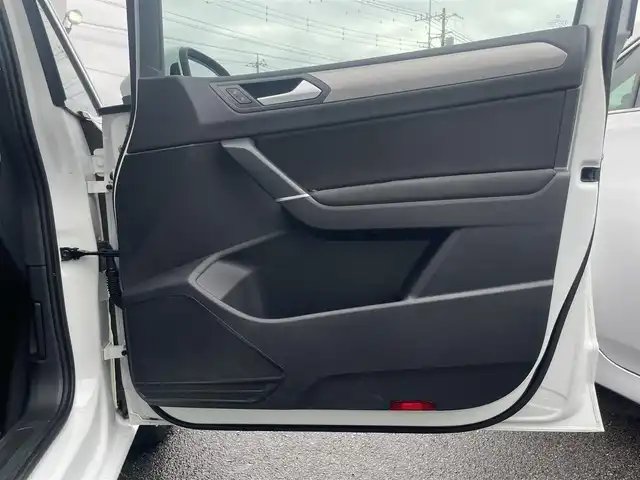 フォルクスワーゲン ＶＷ ゴルフ トゥーラン TDI コンフォートライン 山梨県 2021(令3)年 5.2万km 白
