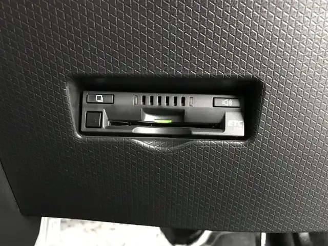 ダイハツ タント カスタム RS 鳥取県 2023(令5)年 4.8万km ブラックマイカメタリック/シャイニングホワイトパール ターボ・ツートンカラー/純正9インチDPオーディオ/フルセグ/BT/USB/パノラマモニター/ドライブレコーダー・ETC/スマートアシスト/レーンキープアシスト/クリアランスソナー/両側パワースライドドア/ハーフレザーシート/前席シートヒーター/LEDヘットライト/フォグライト/純正15インチアルミ（規格外）/プッシュエンジンスタート/アイドリングストップ/スぺアキー