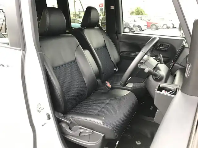 ダイハツ タント カスタム RS 鳥取県 2023(令5)年 4.8万km ブラックマイカメタリック/シャイニングホワイトパール ターボ・ツートンカラー/純正9インチDPオーディオ/フルセグ/BT/USB/パノラマモニター/ドライブレコーダー・ETC/スマートアシスト/レーンキープアシスト/クリアランスソナー/両側パワースライドドア/ハーフレザーシート/前席シートヒーター/LEDヘットライト/フォグライト/純正15インチアルミ（規格外）/プッシュエンジンスタート/アイドリングストップ/スぺアキー