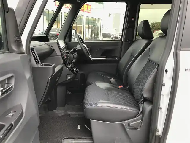 ダイハツ タント カスタム RS 鳥取県 2023(令5)年 4.8万km ブラックマイカメタリック/シャイニングホワイトパール ターボ・ツートンカラー/純正9インチDPオーディオ/フルセグ/BT/USB/パノラマモニター/ドライブレコーダー・ETC/スマートアシスト/レーンキープアシスト/クリアランスソナー/両側パワースライドドア/ハーフレザーシート/前席シートヒーター/LEDヘットライト/フォグライト/純正15インチアルミ（規格外）/プッシュエンジンスタート/アイドリングストップ/スぺアキー