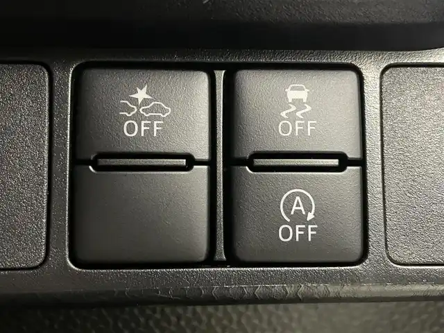 トヨタ ルーミー カスタムG 福島県 2023(令5)年 2.6万km パールホワイトⅢ トヨタセーフティセンス/・オートマチックハイビーム/・標識認識機能/・衝突回避ブレーキ/・車線逸脱防止機能/・衝突被害軽減システム/・盗難防止装置/・前後コーナーセンサー/純正7インチメモリーナビ/・型番；NMZK-W73D/・フルセグ/TV/BT/USB/CD/DVD/iPod/AM/FM/全方位カメラ/両側パワースライドドア/レーダークルーズコントロール/LEDオートライト/・フォグランプ/シートヒーター/純正アルミホイール付きサマータイヤ/PWRモード/アイドリングストップ/電子パーキング/・オートブレーキホールド/電動格納ミラー/・ウィンカーミラー/ETC/ドアバイザー/純正フロアマット/社外センターコンソール/コンフォートパッケージ/プッシュスタート/・スマートキー/・スペアキー