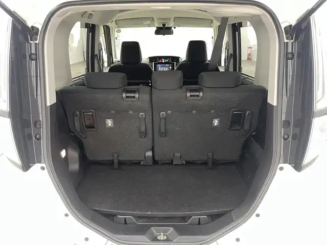 トヨタ ルーミー カスタムG 福島県 2023(令5)年 2.6万km パールホワイトⅢ トヨタセーフティセンス/・オートマチックハイビーム/・標識認識機能/・衝突回避ブレーキ/・車線逸脱防止機能/・衝突被害軽減システム/・盗難防止装置/・前後コーナーセンサー/純正7インチメモリーナビ/・型番；NMZK-W73D/・フルセグ/TV/BT/USB/CD/DVD/iPod/AM/FM/全方位カメラ/両側パワースライドドア/レーダークルーズコントロール/LEDオートライト/・フォグランプ/シートヒーター/純正アルミホイール付きサマータイヤ/PWRモード/アイドリングストップ/電子パーキング/・オートブレーキホールド/電動格納ミラー/・ウィンカーミラー/ETC/ドアバイザー/純正フロアマット/社外センターコンソール/コンフォートパッケージ/プッシュスタート/・スマートキー/・スペアキー