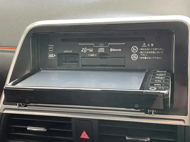 トヨタ シエンタ ハイブリッド G クエロ 愛知県 2017(平29)年 7万km ホワイトパールクリスタルシャイン 純正ナビ　シートヒーター　ドラレコ　禁煙　バックカメラ　両側パワスラ　ＥＴＣ　セーフティセンス　衝突軽減　車線逸脱　ワイパーデアイサー　ＬＥＤオートライト　フォグランプ　純正ＯＰ１６ＡＷ　ハーフレザー