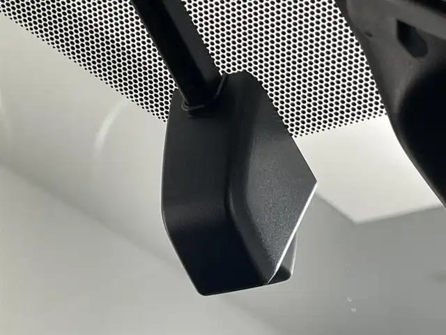 トヨタ シエンタ ハイブリッド G クエロ 愛知県 2017(平29)年 7万km ホワイトパールクリスタルシャイン 純正ナビ　シートヒーター　ドラレコ　禁煙　バックカメラ　両側パワスラ　ＥＴＣ　セーフティセンス　衝突軽減　車線逸脱　ワイパーデアイサー　ＬＥＤオートライト　フォグランプ　純正ＯＰ１６ＡＷ　ハーフレザー