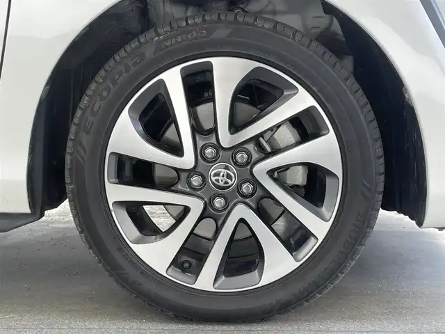 トヨタ シエンタ ハイブリッド G クエロ 愛知県 2017(平29)年 7万km ホワイトパールクリスタルシャイン 純正ナビ　シートヒーター　ドラレコ　禁煙　バックカメラ　両側パワスラ　ＥＴＣ　セーフティセンス　衝突軽減　車線逸脱　ワイパーデアイサー　ＬＥＤオートライト　フォグランプ　純正ＯＰ１６ＡＷ　ハーフレザー