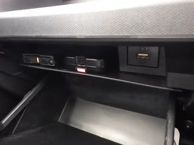 ダイハツ タフト G 千葉県 2022(令4)年 2.3万km サンドベージュメタリック スマートアシストIII/エコアイドル/純正メモリーナビ/地デジTV/【DVD/CD再生機能　Bluetooth接続】/パノラマモニター/ドライブレコーダー/革巻きステアリング/ETC/LEDヘッドライト/フォグライト/コーナーセンサー/純正15インチアルミホイル/サイド/カーテンエアバッグ/キーフリーシステム