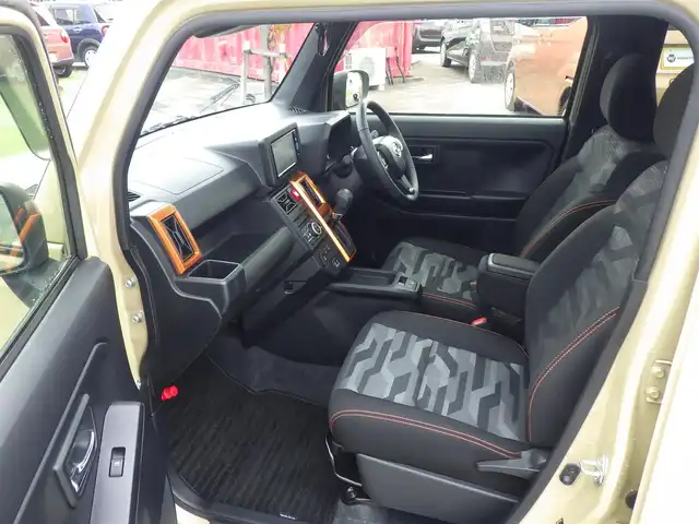 ダイハツ タフト G 千葉県 2022(令4)年 2.3万km サンドベージュメタリック スマートアシストIII/エコアイドル/純正メモリーナビ/地デジTV/【DVD/CD再生機能　Bluetooth接続】/パノラマモニター/ドライブレコーダー/革巻きステアリング/ETC/LEDヘッドライト/フォグライト/コーナーセンサー/純正15インチアルミホイル/サイド/カーテンエアバッグ/キーフリーシステム