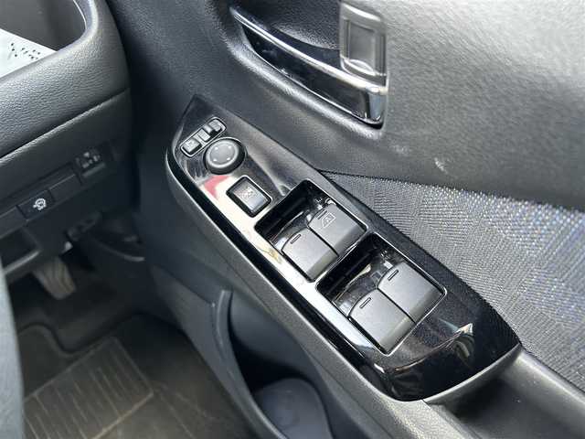 日産 デイズ ハイウェイスターG ターボ 鳥取県 2019(令1)年 3.8万km ホワイトパール/プレミアムサンシャインオレンジ 2トーン 純正ナビ（MM319D-L）/バックカメラ/Bluetooth / ワンセグ / FMAM / CD/純正15インチAW/純正LEDヘッドライト/フォグランプ/オートライト/前後コーナーセンサー/エマージェンシーブレーキ/純正フロアマット/横滑り防止/衝突被害軽減システム/アイドリングストップ/スマートキー