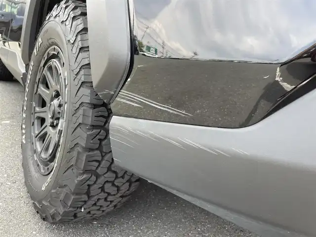 トヨタ ＲＡＶ４ アドベンチャー 愛知県 2021(令3)年 3.1万km アティチュードブラックマイカ ・純正ディスプレイオーディオ（ナビなし）/・バックカメラ/・CD/DVD再生/・ETC/・Bluetooth/USB接続/・MTモード付きAT/・アダプティブクルーズコントロール/・パワーシート（D/N）/・社外製フロアマット/・オールテレーンタイヤ/・MONZA HI-BKOCK REGULES 16インチアルミホイール/・LEDヘッドライト/・オートマチックハイビーム/・コーナーセンサー/・横滑り防止装置/・衝突軽減ブレーキ/・レーンキープアシスト/・電動パーキングブレーキ/・ブレーキホールド/・ルーフレール/・ドライブレコーダー（前後）/・充電用USBポート（4個）/・ダウンヒルコントロールアシスト