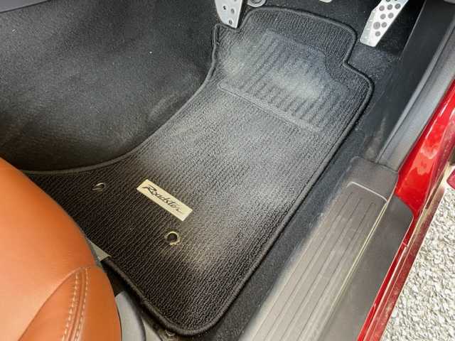 マツダ ロードスター RS 東京都 2008(平20)年 8.6万km カッパーレッドマイカ 6MT/社外メモリナビ【MDV-727DT】/・DTV/SD/BT/USB/CD/DVD/ラジオ/サドルタン革シート/シートヒーター/トルクセンシング式スーパーLSD/BILSTEIN製ダンパー/フロントタワーバー/純正17インチAW/革巻きステアリング/ステアリングスイッチ/ETC/HIDヘッドランプ/フォグランプ/ボディ同色ドアミラー/純正フロアマット/車両取扱説明書/新車時保証書
