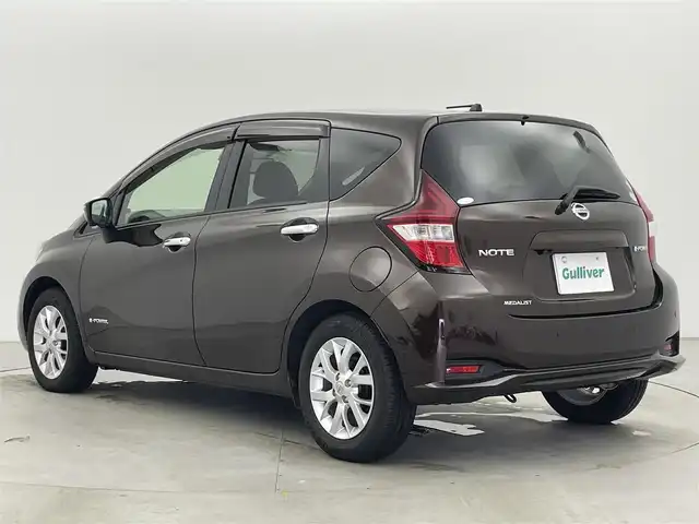 日産 ノート e－パワー メダリスト 富山県 2017(平29)年 3.4万km インペリアルアンバーP 社外前後ドラレコ/ハーフレザー調シート/衝突軽減ブレーキ/レーンキープアシスト/純正ナビ（CD DVD bluetooth）/フルセグTV/360度カメラ/前後コーナーセンサー/ETC/スマートキー＋プッシュスタート/HID、フォグ/DRIVE MODE切替/オートライト/スペアキー