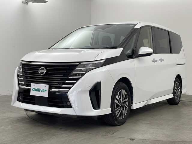 日産 セレナ ハイウェイスター V 兵庫県 2023(令5)年 3.7万km プリズムホワイト ・純正9インチナビ&TV&BT&HDMI&SD/・両側パワースライドドア/・ハンズフリースライドドア/・プロパイロット/・エマージェンシーブレーキ/・前後コーナーセンサー/・ブラインドスポットモニター/・ハーフレザーシート/・LEDオートライト/・オートマチックハイビーム/・バックカメラ/・パドルシフト/・ビルトインETC/・純正16インチAW/・社外フロアマット/・電動パーキングブレーキ/・ブレーキホールド/・アイドリングストップ/・スペアキー/・カーテンエアバック