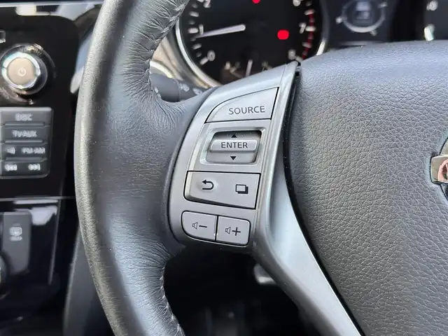 日産 エクストレイル 20X エマージェンシーブレーキ 宮城県 2015(平27)年 7.4万km ブリリアントホワイトパール コネクトナビゲーションシステム/・カーウィングス対応SDナビ/・地デジTV/・DVD/CD/・7インチワイドディスプレイ/・アラウンドビューモニター/・インテリジェントパーキングアシスト/・BSW（後側方車両検知警報）/・ふらつき警報/・クルーズコントロール/・ステアリングスイッチ/リモコンオートバックドア/LEDヘッドランプ/ハロゲンフォグランプ/＝＝＝/4WD/エマージェンシーブレーキ/コーナーセンサー/純正ナビ/フルセグTV/Bluetooth/CD/DVD/AM/FM/AUX/USB/ビルトインETC/純正17インチアルミホイール/防水シート/シートヒーター/本革巻きステアリング/ステアリングスイッチ/アイドリングストップ/スマートキー/スペアキー/電動格納ドアミラー/ドアミラーウインカー/ヒーターミラー/純正フロアマット/サイドバイザー/トノカバー/取扱説明書/保証書