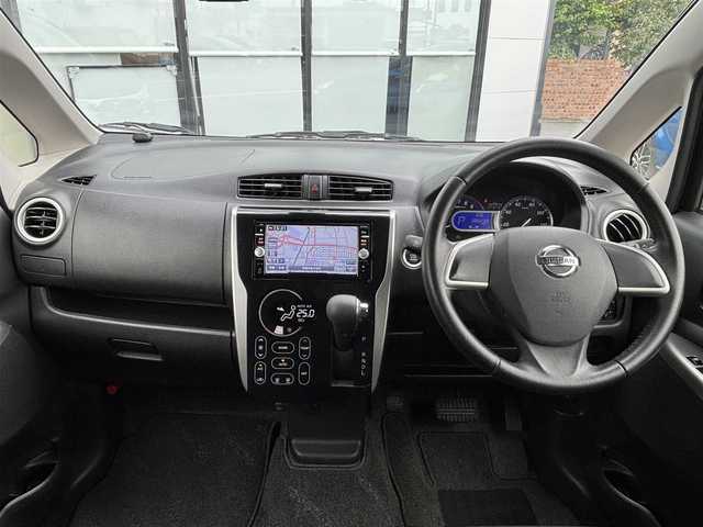 日産 デイズ HWS X Vセレ +SeftyⅡ 宮城県 2015(平27)年 0.5万km プレミアムパープルP 登録時走行距離５０３２ｋｍ/ワンオーナー/全方位カメラ/衝突被害軽減ブレーキ/アイドリングストップ/横滑り防止機能/純正ナビ/・フルセグテレビ/・Bluetooth/ドライブレコーダー/フォグランプ/ドアバイザー/ウインカーミラー/プッシュスタート/スマートキー