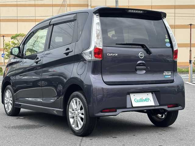 日産 デイズ HWS X Vセレ +SeftyⅡ 宮城県 2015(平27)年 0.5万km プレミアムパープルP 登録時走行距離５０３２ｋｍ/ワンオーナー/全方位カメラ/衝突被害軽減ブレーキ/アイドリングストップ/横滑り防止機能/純正ナビ/・フルセグテレビ/・Bluetooth/ドライブレコーダー/フォグランプ/ドアバイザー/ウインカーミラー/プッシュスタート/スマートキー