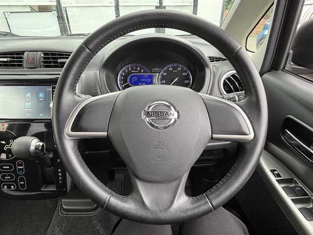 日産 デイズ HWS X Vセレ +SeftyⅡ 宮城県 2015(平27)年 0.5万km プレミアムパープルP 登録時走行距離５０３２ｋｍ/ワンオーナー/全方位カメラ/衝突被害軽減ブレーキ/アイドリングストップ/横滑り防止機能/純正ナビ/・フルセグテレビ/・Bluetooth/ドライブレコーダー/フォグランプ/ドアバイザー/ウインカーミラー/プッシュスタート/スマートキー