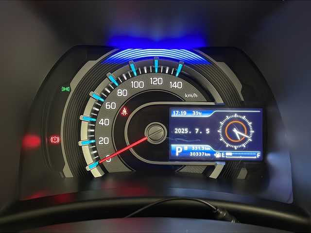 スズキ ハスラー HYBRID X 宮崎県 2020(令2)年 3.1万km フェニックスレッドパール/ガンメタリック2トーンルーフ 禁煙車/衝突被害軽減ブレーキ/社外オーディオ/（カロッツェリア/PVH-9300VSZS/Bluetooth）/社外バックカメラ/純正LEDオートライト/純正LEDフォグ/純正15インチアルミ/純正セキュリティアラーム/純正フロアマット/レーンディパーチャーアラート/クリアランスソナー/エネチャージ/前席シートヒーター/オートエアコン/スマートキー/プッシュエンジンスタート/新車時保証書/取扱い説明書