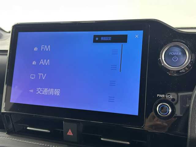トヨタ ノア ハイブリッド S－Z 大阪府 2022(令4)年 0.6万km グリッターブラックガラスフレーク 快適利便パッケージ ユニバーサルステップ　10.5incナビTV 14inc後席モニター トヨタチームメイトADVパーク 3眼LED BSM パワーバックドア F/Rシートヒーター  オットマン 100V電源 レーダーC 衝突軽減B LKA ドライブレコーダー