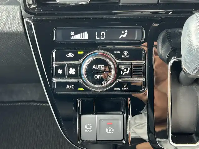ダイハツ タント カスタム RS スタイルセレクション 熊本県 2021(令3)年 2.1万km パールブラック ワンオーナー/純正ナビ/・AM/FM/CD/DVD/SD/iPod/BT/・フルセグTV/全周囲カメラ/・フロント/サイド/バック/スマートアシスト/・アイドリングストップ/・衝突被害軽減システム/・横滑り防止機能/・クリアランスソナー/・アダプティブクルーズコントロール/前後コーナーセンサー/革巻きステアリング/・ステアリングリモコン/ハーフレザーシート/・D/N席シートヒーター/純正ドライブレコーダー（前方）/オートライト/・LEDライト/・フォグランプ/電動格納ミラー/・ウィンカーミラー/電動サイドブレーキ/・ホールドボタン/ETC/純正ドアバイザー/純正フロアマット/純正アルミホイール/スマートキー/・スペアキー
