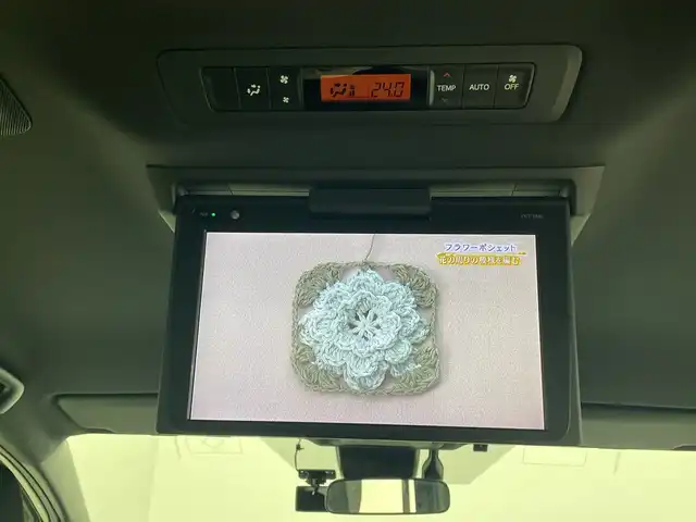 トヨタ ヴォクシー ハイブリッド ZS 煌 群馬県 2018(平30)年 4.7万km ホワイトパールクリスタルシャイン 純正９型ナビ　純正１２．１型後席モニター　バックカメラ　衝突被害軽減ブレーキ　　オートマチックハイビーム　シートヒーター　両側パワースライドドア　ドライブレコーダー　ＥＴＣ　クルーズコントロール