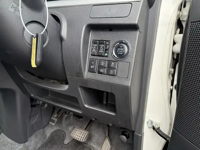 ダイハツ タント カスタムRS トップED LTD SAⅢ 佐賀県 2018(平30)年 3.5万km パールホワイトⅢ ワンオーナー/純正8インチSDナビゲーション/・フルセグTV/CD/DVD/SD/USB/HDMI/Bluetooth/パノラマモニター/前方ドライブレコーダー/両側パワースライドドア/レザー調シートカバー/D席シートヒーター/後席サンシェード/革巻きステアリング/ステアリングリモコン/純正15インチアルミホイール/純正LEDヘッドライト/・オートマチックハイビーム/純正LEDフォグランプ/純正フロアマット/純正ドアバイザ―/衝突被害軽減ブレーキ/車線逸脱警報機能/横滑り防止装置