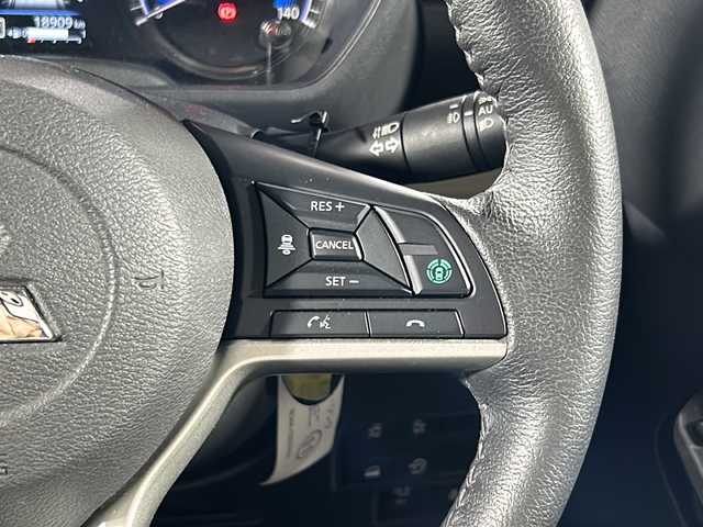 三菱 デリカミニ G プレミアム 沖縄県 2023(令5)年 1.9万km アメジストブラック/シルキーホワイト 県外仕入　/禁煙車　/純正ナビ[MM222D-LM]/（フルセグＴＶ　Blｕｅｔｏｏｔｈ FM AM）　/全方位カメラ　/両側パワースライドドア　/E‐Assist/・衝突被害軽減ブレーキ/・ 車線逸脱警報機能/・レーダークルーズコントロール/マイパイロット　/スマートルームミラー/シートバックテーブル/ＥＴＣ　/ダウンヒルアシストコントロール　/カーテンエアバック/LEDヘッドライト/ステアリングスイッチ/電動パーキングブレーキ