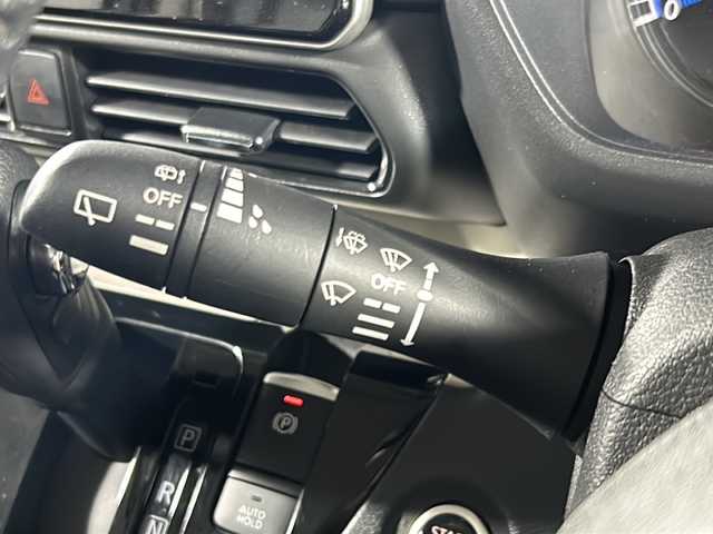 三菱 デリカミニ G プレミアム 沖縄県 2023(令5)年 1.9万km アメジストブラック/シルキーホワイト 県外仕入　/禁煙車　/純正ナビ[MM222D-LM]/（フルセグＴＶ　Blｕｅｔｏｏｔｈ FM AM）　/全方位カメラ　/両側パワースライドドア　/E‐Assist/・衝突被害軽減ブレーキ/・ 車線逸脱警報機能/・レーダークルーズコントロール/マイパイロット　/スマートルームミラー/シートバックテーブル/ＥＴＣ　/ダウンヒルアシストコントロール　/カーテンエアバック/LEDヘッドライト/ステアリングスイッチ/電動パーキングブレーキ