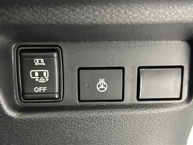 三菱 デリカミニ G プレミアム 沖縄県 2023(令5)年 1.9万km アメジストブラック/シルキーホワイト 県外仕入　/禁煙車　/純正ナビ[MM222D-LM]/（フルセグＴＶ　Blｕｅｔｏｏｔｈ FM AM）　/全方位カメラ　/両側パワースライドドア　/E‐Assist/・衝突被害軽減ブレーキ/・ 車線逸脱警報機能/・レーダークルーズコントロール/マイパイロット　/スマートルームミラー/シートバックテーブル/ＥＴＣ　/ダウンヒルアシストコントロール　/カーテンエアバック/LEDヘッドライト/ステアリングスイッチ/電動パーキングブレーキ