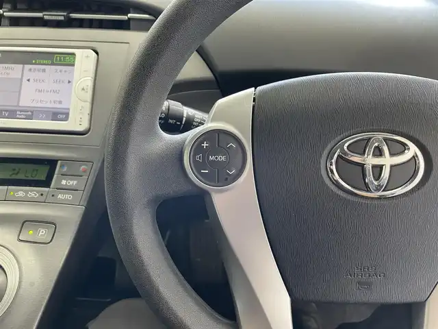 トヨタ プリウス S 沖縄県 2014(平26)年 4.1万km ボルドーマイカメタリック ・純正ナビ/・Ｂｌｕｅｔｏｏｔｈ接続/・ＴＶ/・バックカメラ/・ＥＴＣ/・スマートキー/・プッシュスタート/・純正フロアマット/・純正アルミホイール/・オートライト