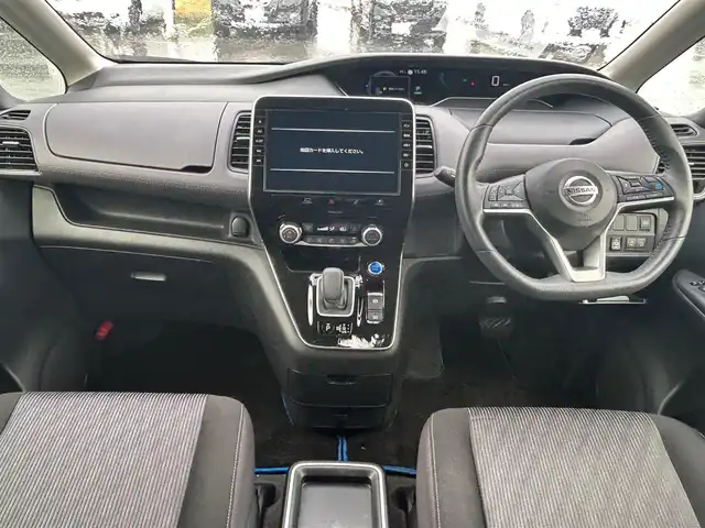日産 セレナ e－パワー ハイウェイスター V 大阪府 2021(令3)年 5.2万km ダイヤモンドブラック 純正９インチナビ　/ビルトインＥＴＣ　/全方位モニター　/フルセグＴＶ　/両側パワースライドドア　/ドライブレコーダー（前）　/純正１６インチアルミホイール　/ＬＥＤヘッドランプ　/純正フロアマット　/プロパイロット