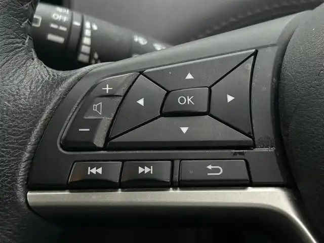 日産 セレナ e－パワー ハイウェイスター V 大阪府 2021(令3)年 5.2万km ダイヤモンドブラック 純正９インチナビ　/ビルトインＥＴＣ　/全方位モニター　/フルセグＴＶ　/両側パワースライドドア　/ドライブレコーダー（前）　/純正１６インチアルミホイール　/ＬＥＤヘッドランプ　/純正フロアマット　/プロパイロット