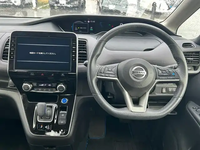 日産 セレナ e－パワー ハイウェイスター V 大阪府 2021(令3)年 5.2万km ダイヤモンドブラック 純正９インチナビ　/ビルトインＥＴＣ　/全方位モニター　/フルセグＴＶ　/両側パワースライドドア　/ドライブレコーダー（前）　/純正１６インチアルミホイール　/ＬＥＤヘッドランプ　/純正フロアマット　/プロパイロット