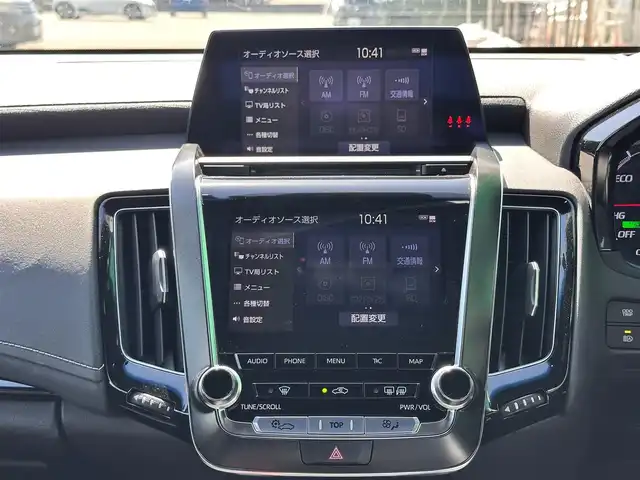 トヨタ クラウン ハイブリッド S Cパッケージ 宮城県 2018(平30)年 1.8万km ホワイトパールクリスタルシャイン ムーンルーフ/18インチアルミホイール/＝＝＝/セーフティセンス/・プリクラッシュセーフティ/・レーントレーシングアシスト/・レーダークルーズコントロール/・オートマチックハイビーム/・ロードサインアシスト/・先行車発進告知機能/ブラインドスポットモニター/リアクロストラフィックオートブレーキ/リアクロストラフィックアラート/純正ナビ/・CD/DVD/・Bluetooth/・フルセグTV/バックカメラ/ビルトインETC/ドライブレコーダー/AC100V/100Wコンセント/パワーシート/シートヒーター/ステアリグヒーター/革巻きステアリング/ステアリングスイッチ/パドルシフト/電動パーキングブレーキ/ブレーキホールド/LEDヘッドランプ/フォグランプ/オートライト/スマートキー＆プッシュスタート/スペアキー/電動格納ミラー/純正フロアマット/純正ドアバイザー/W/サイド/カーテンエアバッグ