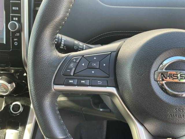 日産 セレナ ハイウェイスター プロパイロットED 岩手県 2016(平28)年 6.7万km ブリリアントシルバー 純正８インチナビ/ＣＤ／ＤＶＤ／ＢＴ／フルセグ/前後ソナー/アイドリングストップ/両側パワスラ/左側ハンズフリースライドドア/衝突被害軽減ブレーキ/レーンキープ/オートブレーキホールド