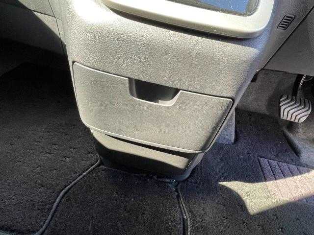 日産 セレナ ハイウェイスター プロパイロットED 岩手県 2016(平28)年 6.7万km ブリリアントシルバー 純正８インチナビ/ＣＤ／ＤＶＤ／ＢＴ／フルセグ/前後ソナー/アイドリングストップ/両側パワスラ/左側ハンズフリースライドドア/衝突被害軽減ブレーキ/レーンキープ/オートブレーキホールド