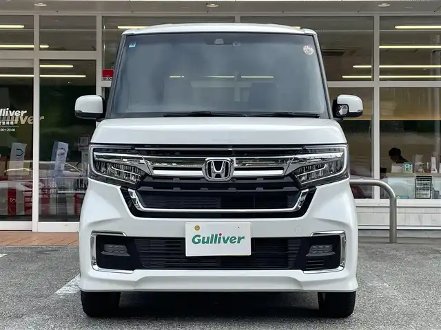 ホンダ Ｎ ＢＯＸ カスタム L ターボ 岐阜県 2022(令4)年 2万km プラチナホワイトパール ワンオーナー/4WD/純正ナビ/【Bluetooth．CD.DVD.AM/FM】/両側パワースライドドア/ホンダセンシング/クルーズコントロール/ハーフレザーシート/シートヒーター/スマートキー/ドライブレコーダー/バックカメラ/ベンチシート/シート背面ドリンクホルダー/後列サンシェード/LEDヘッドライト・オート機能付/フォグライト/純正アルミホイール/純正フロアマット/ウィンカーミラー/ドアバイザー/積み込みスタッドレスタイヤ/保証書/取扱説明書/スペアキー