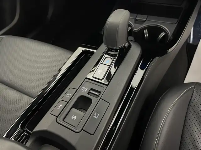 トヨタ プリウス Z 宮城県 2023(令5)年 1.9万km アティチュードブラックマイカ ワンオーナー/寒冷地仕様/ワイパーデアイサー/パノラマルーフ/純正12型ナビ(AM/FM/BT/TV/USB/Miracast)/デジタルインナーミラー/全方位カメラ/ビルトインETC2.0/トヨタセーフティーセンス/レーダークルーズコントロール/BSM/100V電源/パワーバックドア/パワーシート/シートメモリー/シートヒーター/エアシート/ステアリングヒーター/オートライト/オートマチックハイビーム/LEDヘッドライト/純正フロアマット/純正19インチアルミホイール