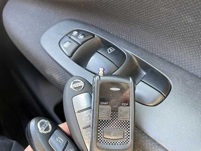 日産 セレナ HWS S HV Vセレ +Sefty Aセーフ 青森県 2015(平27)年 13.6万km ブリリアントホワイトパール ワンオーナー/純正8インチSDナビ・フルセグTV/CD・DVD・Bluetooth・SD/アラウンドビューモニター/純正フリップダウンモニター/両側パワースライドドア/エマージェンシーブレーキ/レーンキープアシスト/フロント・バックソナー/横滑り防止システム/純正エンジンスターター/ビルトインETC/LEDヘッドライト/フォグランプ/純正16インチアルミ/H28.H29.H30.R2.R4.R6年記録簿有/保証書・取説書