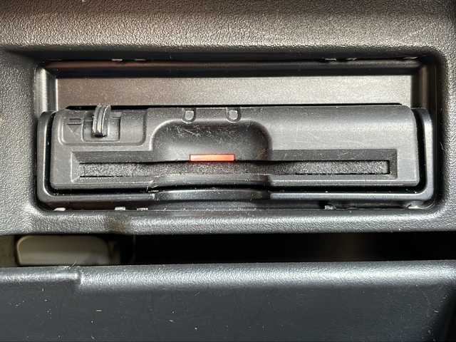 日産 セレナ HWS S HV Vセレ +Sefty Aセーフ 青森県 2015(平27)年 13.6万km ブリリアントホワイトパール ワンオーナー/純正8インチSDナビ・フルセグTV/CD・DVD・Bluetooth・SD/アラウンドビューモニター/純正フリップダウンモニター/両側パワースライドドア/エマージェンシーブレーキ/レーンキープアシスト/フロント・バックソナー/横滑り防止システム/純正エンジンスターター/ビルトインETC/LEDヘッドライト/フォグランプ/純正16インチアルミ/H28.H29.H30.R2.R4.R6年記録簿有/保証書・取説書