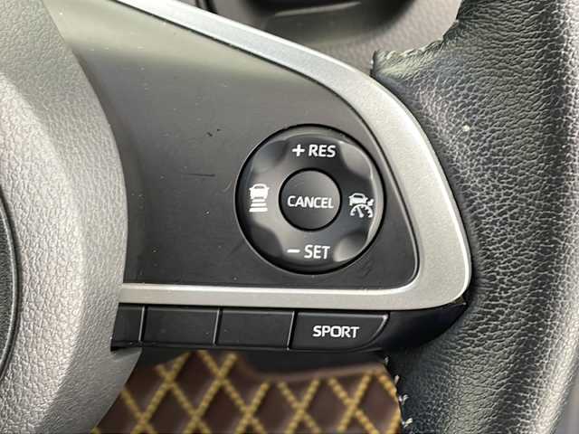 トヨタ ルーミー カスタムG－T 千葉県 2022(令4)年 3.8万km ブラックマイカメタリック/パールホワイト2トーン 衝突軽減ブレーキ/純正SDナビ/（フルセグ/Bluetooth/USB/FM/AM）/全方位カメラ/ETC/ドライブレコーダー/アイドリングストップ/デジタルインナーミラー/シートカバー/シートヒーター（運転席＋助手席）/LEDヘッドライト/電動格納ミラー