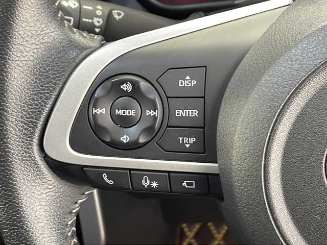 トヨタ ルーミー カスタムG－T 千葉県 2022(令4)年 3.8万km ブラックマイカメタリック/パールホワイト2トーン 衝突軽減ブレーキ/純正SDナビ/（フルセグ/Bluetooth/USB/FM/AM）/全方位カメラ/ETC/ドライブレコーダー/アイドリングストップ/デジタルインナーミラー/シートカバー/シートヒーター（運転席＋助手席）/LEDヘッドライト/電動格納ミラー