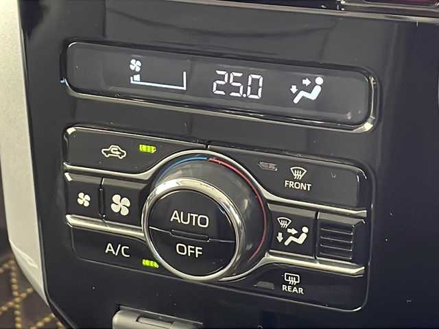 トヨタ ルーミー カスタムG－T 千葉県 2022(令4)年 3.8万km ブラックマイカメタリック/パールホワイト2トーン 衝突軽減ブレーキ/純正SDナビ/（フルセグ/Bluetooth/USB/FM/AM）/全方位カメラ/ETC/ドライブレコーダー/アイドリングストップ/デジタルインナーミラー/シートカバー/シートヒーター（運転席＋助手席）/LEDヘッドライト/電動格納ミラー