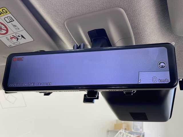 トヨタ ルーミー カスタムG－T 千葉県 2022(令4)年 3.8万km ブラックマイカメタリック/パールホワイト2トーン 衝突軽減ブレーキ/純正SDナビ/（フルセグ/Bluetooth/USB/FM/AM）/全方位カメラ/ETC/ドライブレコーダー/アイドリングストップ/デジタルインナーミラー/シートカバー/シートヒーター（運転席＋助手席）/LEDヘッドライト/電動格納ミラー