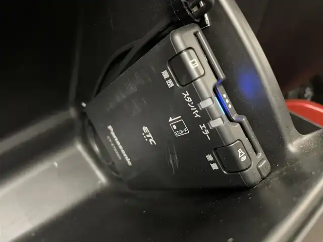 スズキ スイフト スポーツ 愛知県 2020(令2)年 3.5万km プレミアムシルバーメタリック 純正８型ナビ　全方位カメラ　禁煙　シートヒーター　クルコン　ＥＴＣ　デュアルセンサーブレーキサポート　衝突軽減装置　車線逸脱　ＬＥＤオートライト　フォグランプ　フルセグＴＶ　Ｂｌｕｅｔｏｏｔｈ　ＵＳＢ