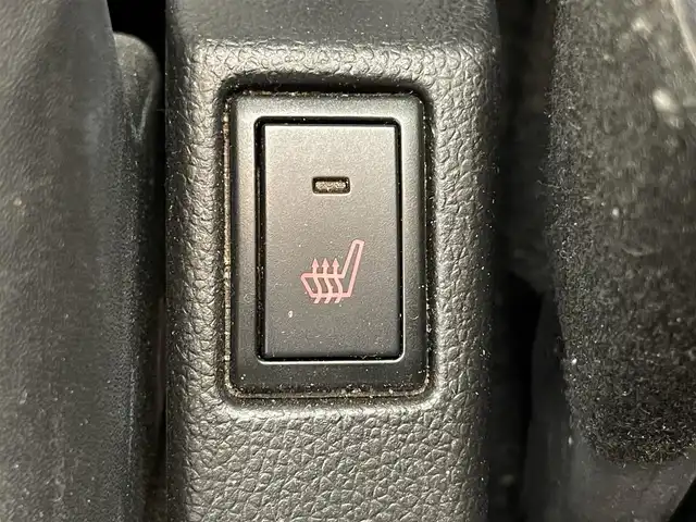 スズキ スイフト スポーツ 愛知県 2020(令2)年 3.5万km プレミアムシルバーメタリック 純正８型ナビ　全方位カメラ　禁煙　シートヒーター　クルコン　ＥＴＣ　デュアルセンサーブレーキサポート　衝突軽減装置　車線逸脱　ＬＥＤオートライト　フォグランプ　フルセグＴＶ　Ｂｌｕｅｔｏｏｔｈ　ＵＳＢ