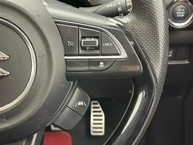 スズキ スイフト スポーツ 愛知県 2020(令2)年 3.5万km プレミアムシルバーメタリック 純正８型ナビ　全方位カメラ　禁煙　シートヒーター　クルコン　ＥＴＣ　デュアルセンサーブレーキサポート　衝突軽減装置　車線逸脱　ＬＥＤオートライト　フォグランプ　フルセグＴＶ　Ｂｌｕｅｔｏｏｔｈ　ＵＳＢ